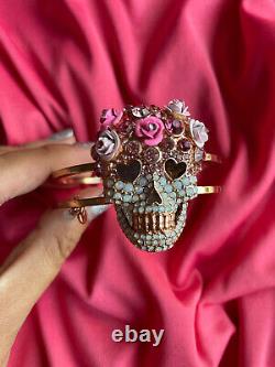 Betsey Johnson Skulls And Roses Pink Rose Gold Skull Hinged Bangle Bracelet RARE