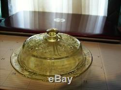 Extremely Rare Authentic Federal Amber Sharon Cabbage Rose Cheese Dish