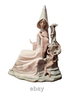 Large Rare 1980 Lladro'Medieval Lady' Excellent Condition Serial 01004928