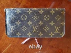 NEW, RARE & HTF Limited Edition Louis Vuitton Rose Velours IKAT Insolite Wallet