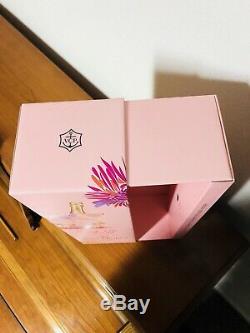RARE Veuve Clicquot Rose Origami Ice Bucket box Never Opened