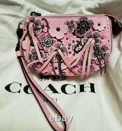 Rare COACH Wristlet With Tea Rose rivets Pink Pouch 59527 new unused with tag