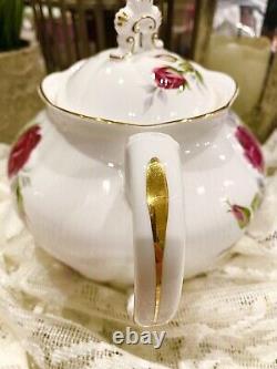 Rare Vintage 1968 Royal Albert ROYAL CANADIAN ROSE large Teapot like new