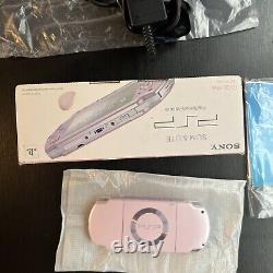Sony Psp 2000 Rose Pink, rare Japanese variation. Boxed Complete Very Rare
