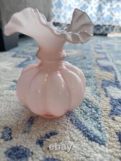 Vintage Fenton Angel Skin Coral Vase Pink Tea Rose Pink Art Glass RARE 1950s