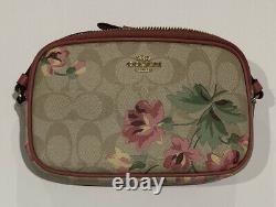 WoW RARE New Limited Edition Coach Crossbody Lily Flower Bag Purse Signature NWT