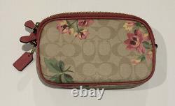 WoW RARE New Limited Edition Coach Crossbody Lily Flower Bag Purse Signature NWT